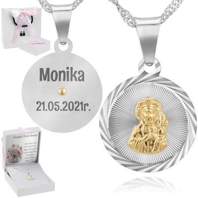 łańcuszek i różowe pudełko