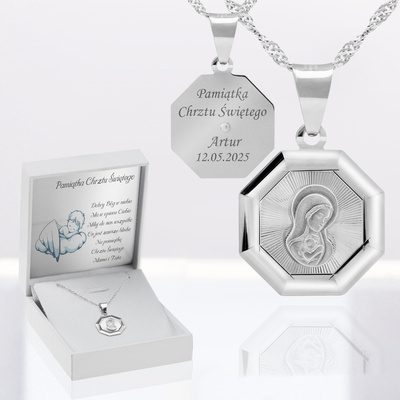 pudełko z niebieską kokardką